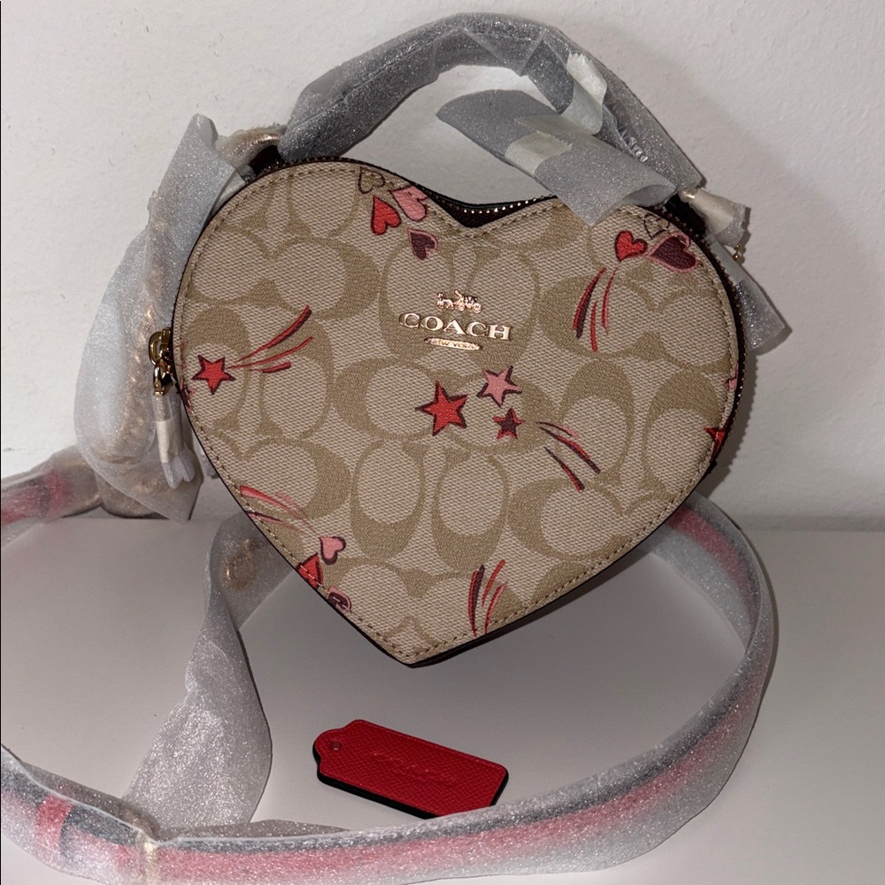 Coach Heart Crossbody In Signature
Canvas With Heart And Star Print nwt - Picture 3 of 11